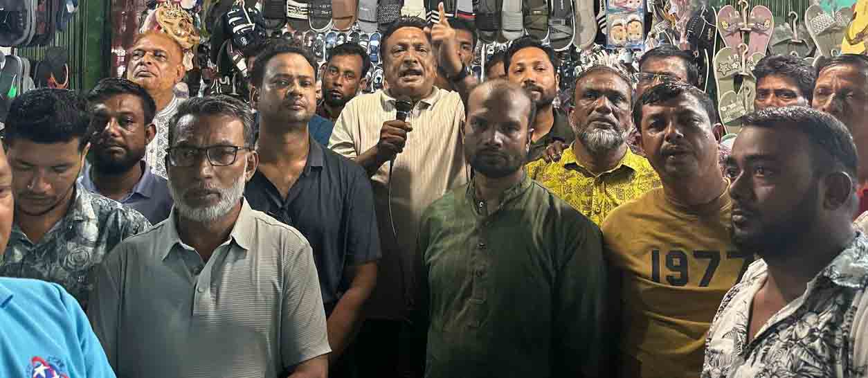 মিরসরাইয়ে বিএনপি-যুবদলের ৫ শীর্ষ নেতার বহিষ্কারাদেশ প্রত্যাহার চেয়ে বিক্ষোভ অব্যাহত